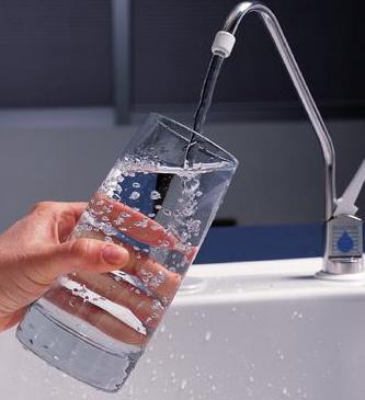 Эффективное очищение кишечника водой
