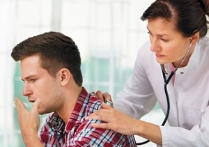 При нарушении дыхания только врач поставит диагноз и назначит лечение