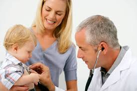 У ребенка сухой кашель и температура: причины и лечение