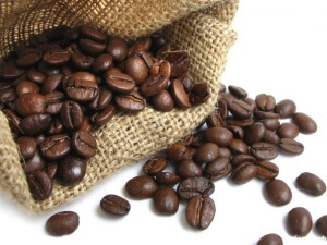 Зерна кофе помогут избавиться от запаха перегара
