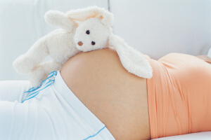 При беременности для лечения геморроя рекомендуется мазь Вишневского