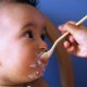 Чем кормить годовалого ребенка: правила рационального питания