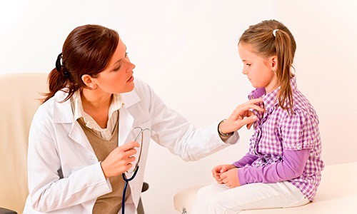 Что делать, если у ребенка увеличена щитовидная железа?