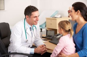 О симптомах заболевания щитовидной железы должны знать родители
